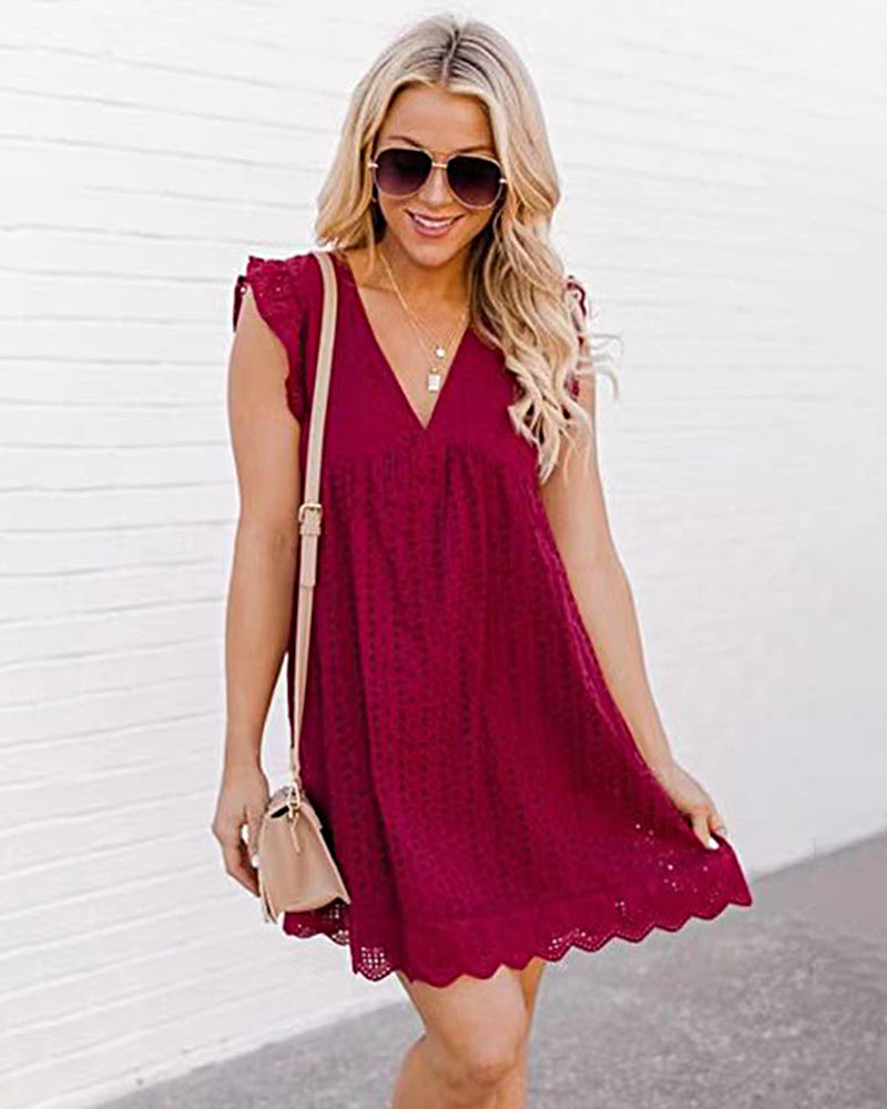 Burgundy lace dress with pockets, V-neck, short sleeves, scalloped hem. Casual summer dress.