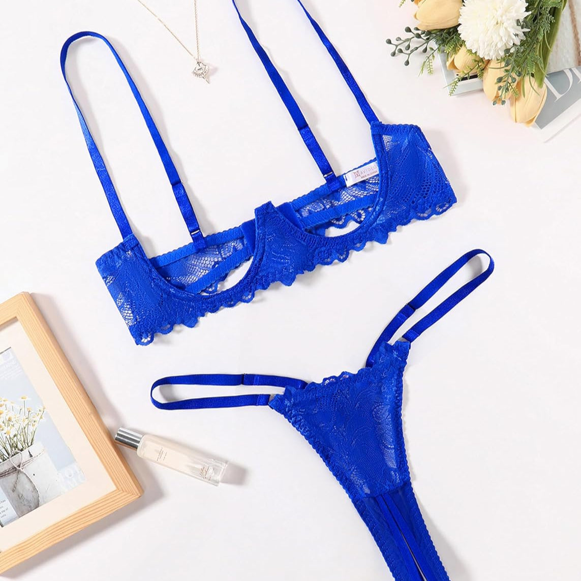 Lace Bra and Panty Underwire Lingerie Set