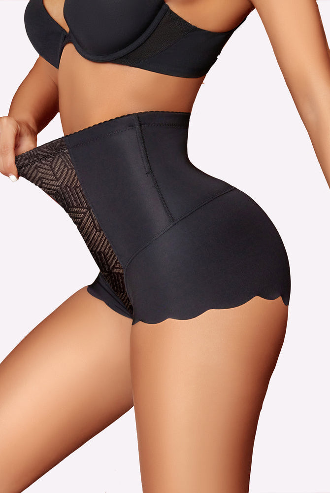 Black, high-waisted tummy control shapewear with scalloped edge and slimming, seamless design.