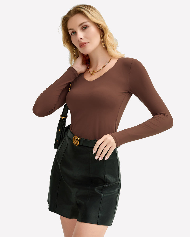 Y2k brown V-neck top and black shorts set. Soft and stretchy fabric, stylish and sexy lingerie.