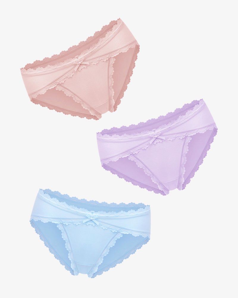 Cotton hipster panties in pastel colors with lace trim and bow detail, perfect for everyday wear.