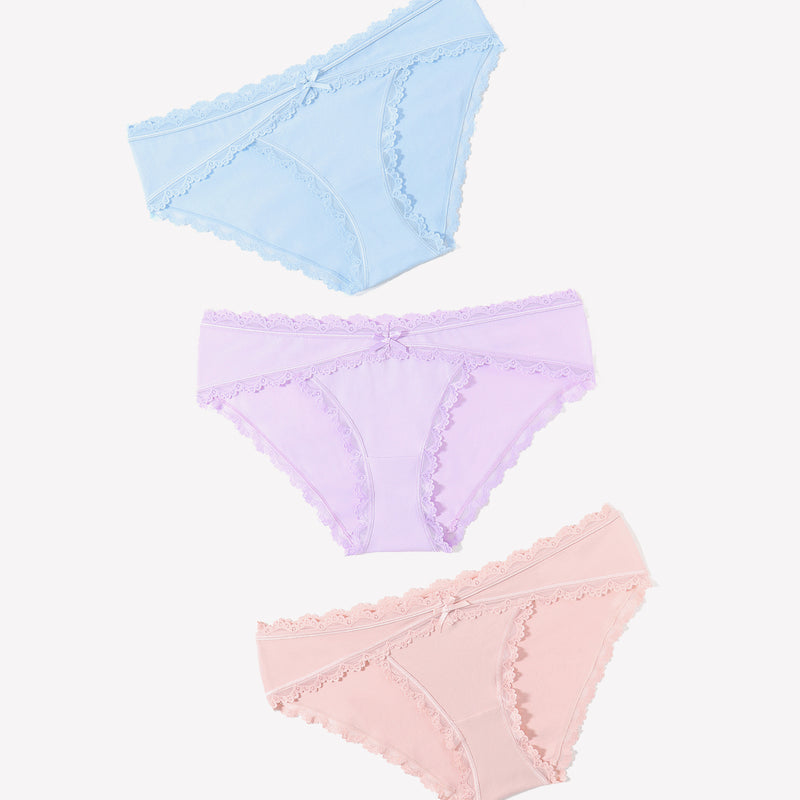 Cotton hipster panties in pastel colors with lace trim and bow detail