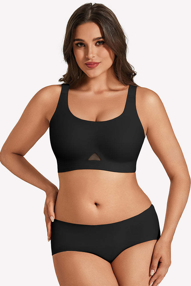 Black seamless padded bralette with U-neck and wireless underband