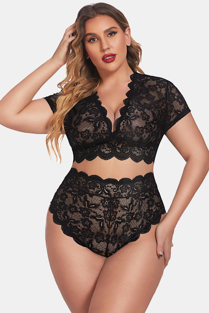 Plus Size Black Lace Lingerie Set, deep V bra and high-waisted shorts, floral lace scallop trim
