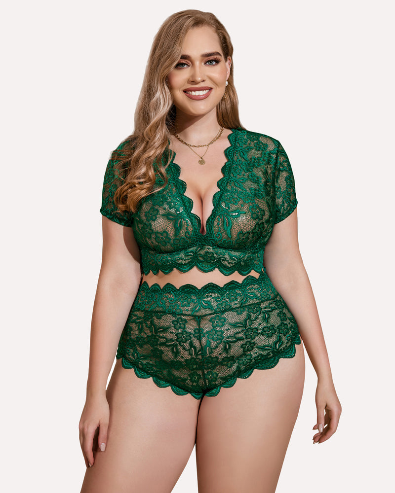 Plus Size Floral Lace Trim Set in Green - Deep V bra and high-waisted shorts