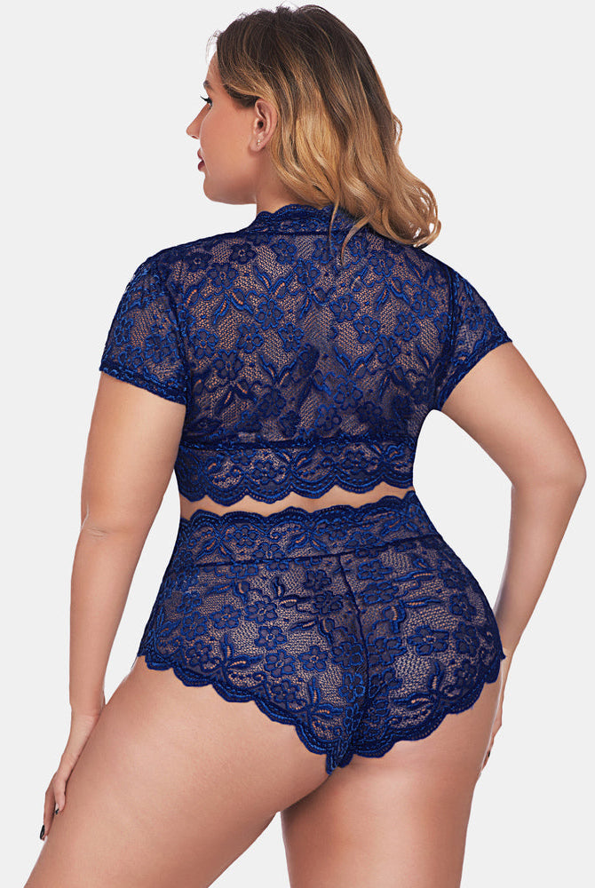 Plus Size Lingerie Set: Navy blue floral lace bra and shorts with scalloped trim, side view