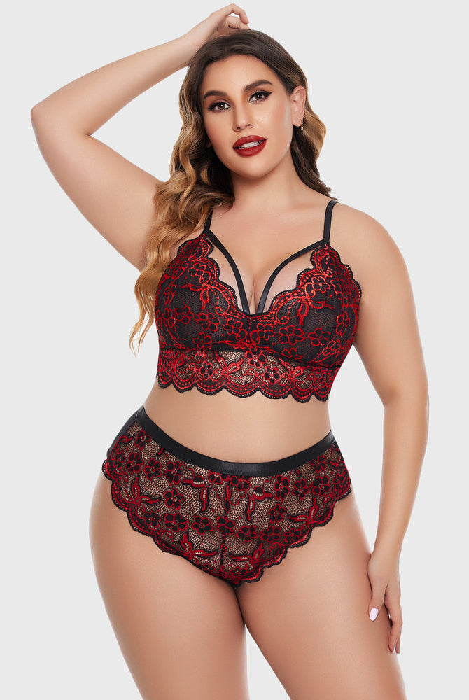 Plus size red & black lace set: bralette & high-waisted panties. Sexy floral lingerie.