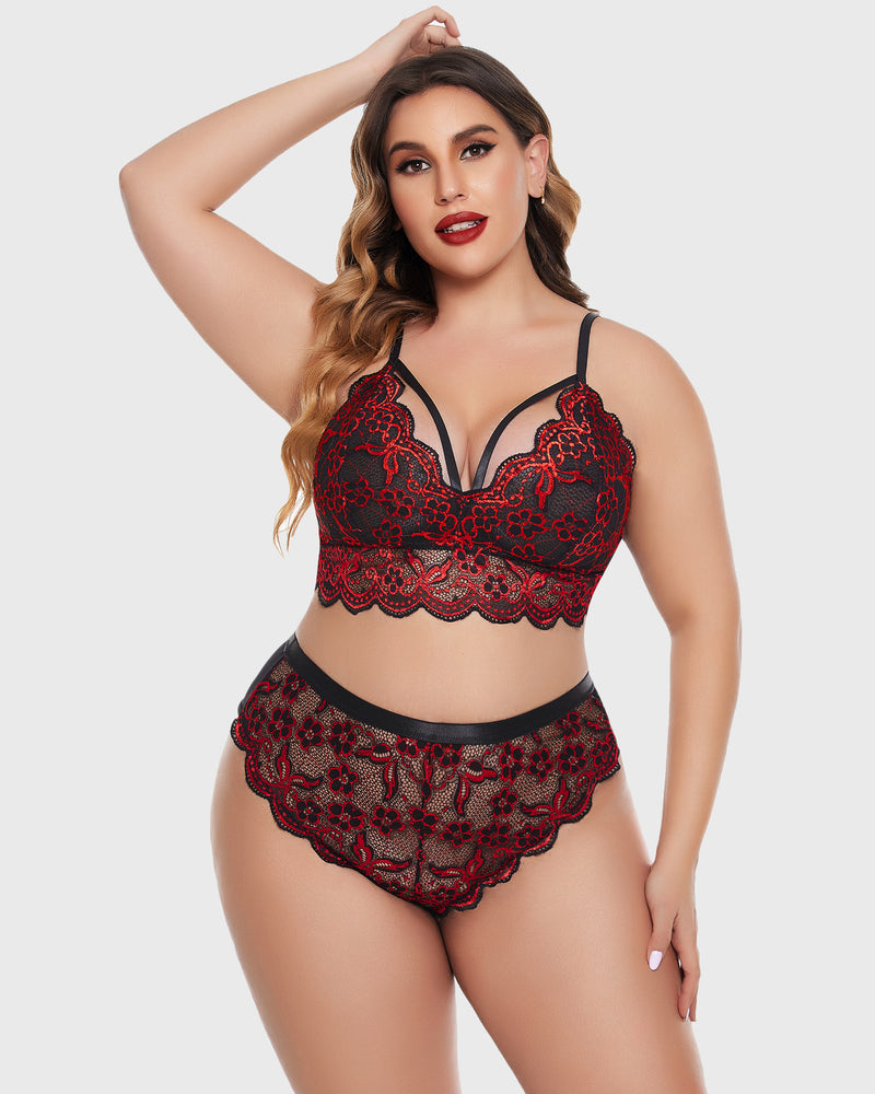 Plus size red & black lace set: bralette & high-waisted panties. Sexy floral lingerie.