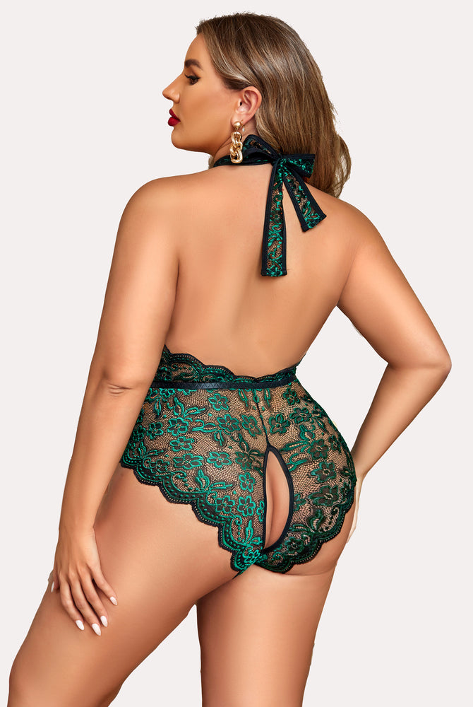 Plus size green lace bodysuit, halter neck and crotchless design. Sensual lingerie