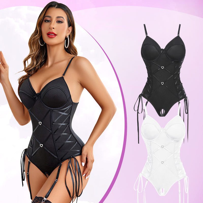 Avidlove Corset Teddy Set in black. Adjustable straps and garter belt. Romantic lingerie.