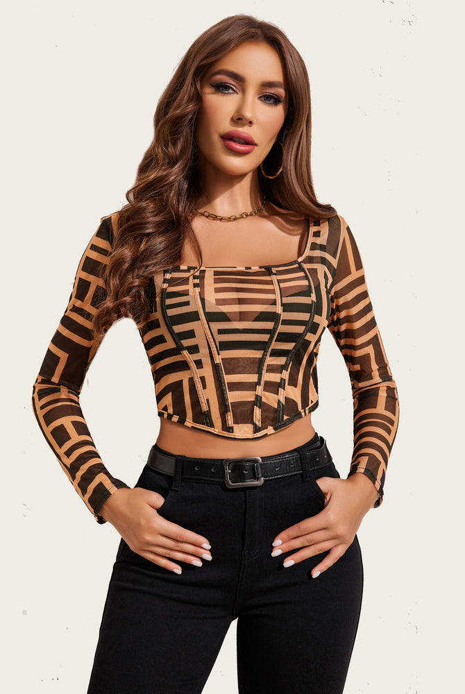 Mesh crop top with geometric pattern, square neck, stylish and comfortable design