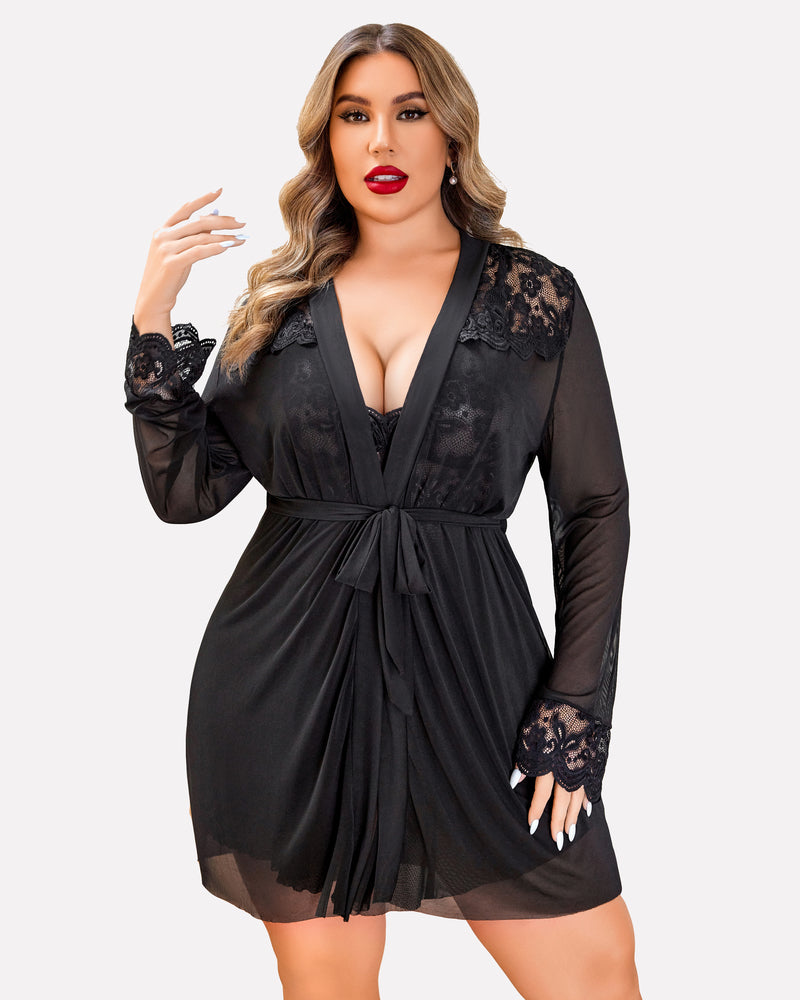 Plus Size Black Lace Sleepwear Set with Mesh Robe and Nightgown