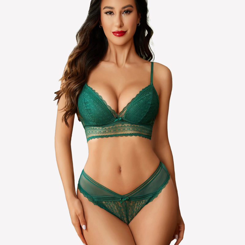 Green lace lingerie set, enhancing natural shape, offering seamless comfort and French allure.