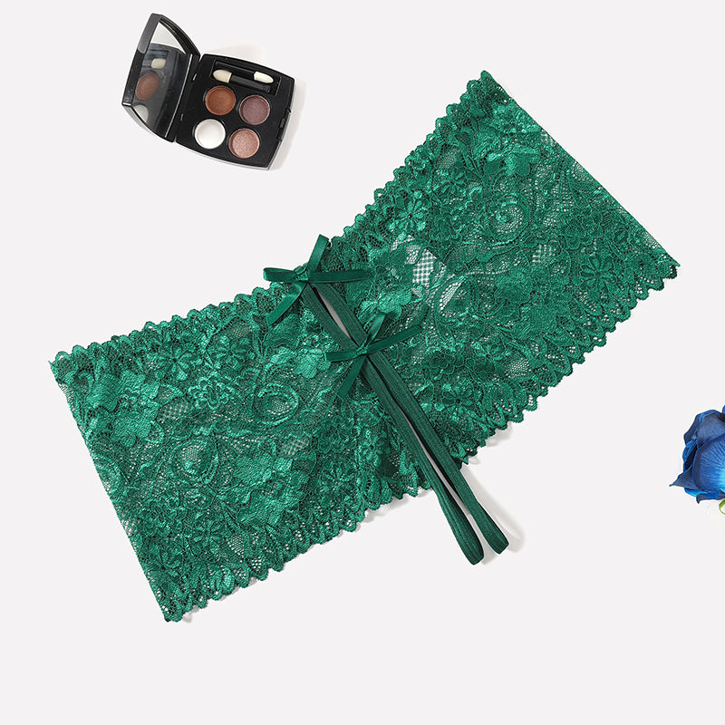Green lace high waist panty with bow details. Floral lingerie with high-rise design.