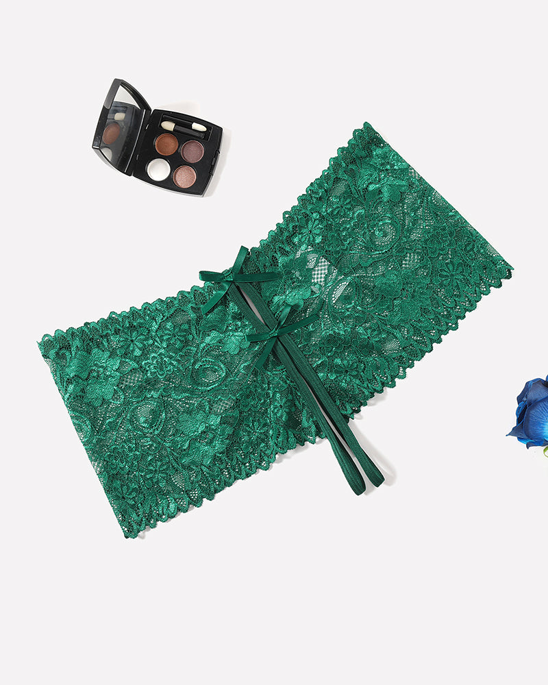 Green lace high waist panty with bow details. Floral lingerie with high-rise design.