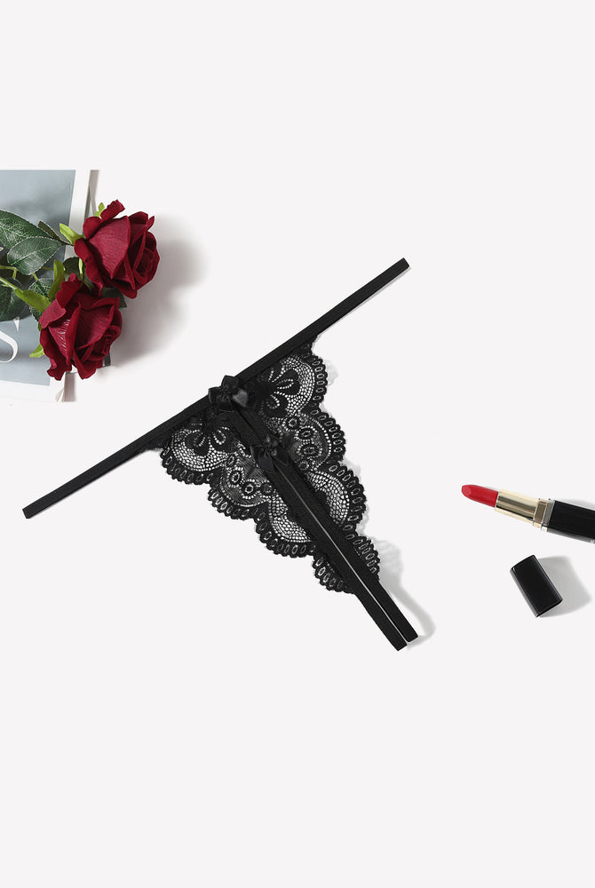 Black lace thong, butterfly design, low-rise, sexy lingerie, Avidlove collection.