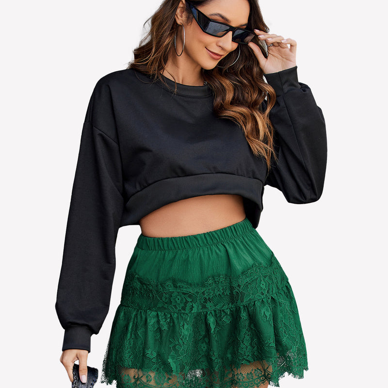 Green Y2K lace trim short skirt with black crop top, elastic closure, soft and breathable.
