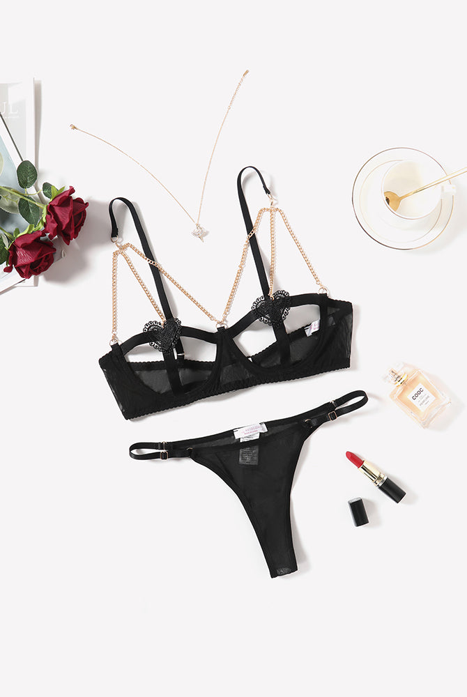 Black Chain Heart Cutout Bra and Panty Set with Gold Chain Details - Perfect for Romantic Nights