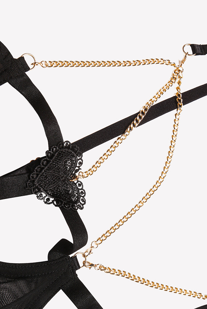 Black Chain Heart Cutout Bra with Gold Chain Details - Perfect for Romantic Nights