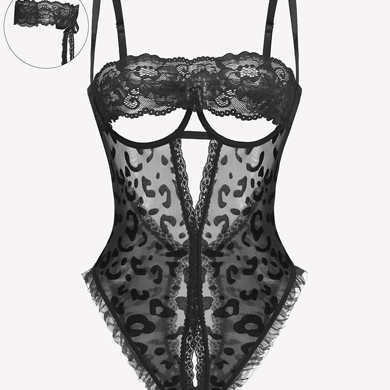 Teddy-Dessous mit Spitze und V-Ausschnitt im Schritt