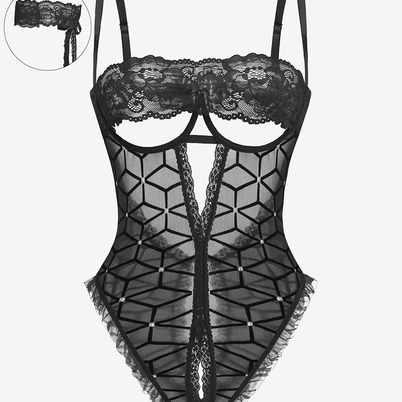 Teddy-Dessous mit Spitze und V-Ausschnitt im Schritt