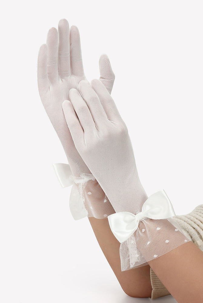 White mesh short gloves with bow ribbon cuff and polka-dot mesh panel detail