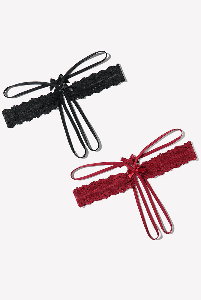 Lace hollow-out thong g-string underwear in black and red with center bows