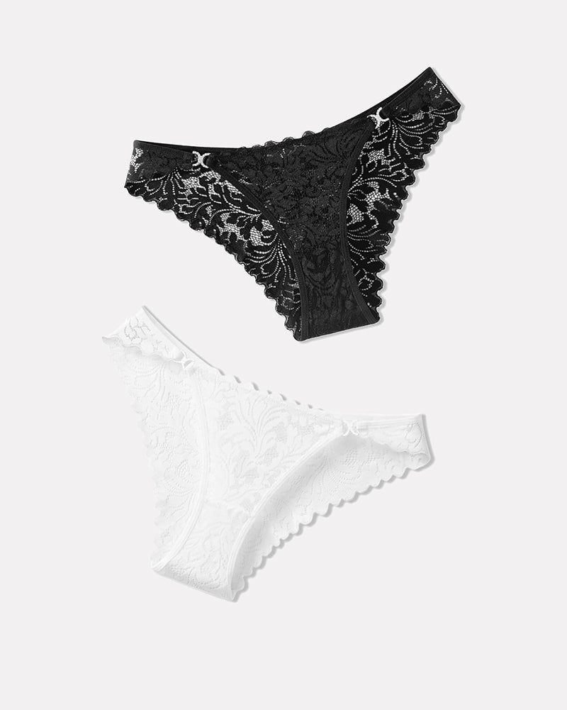 Low rise tanga cheeky underpants in black and white lace, soft and breathable, for confidence.