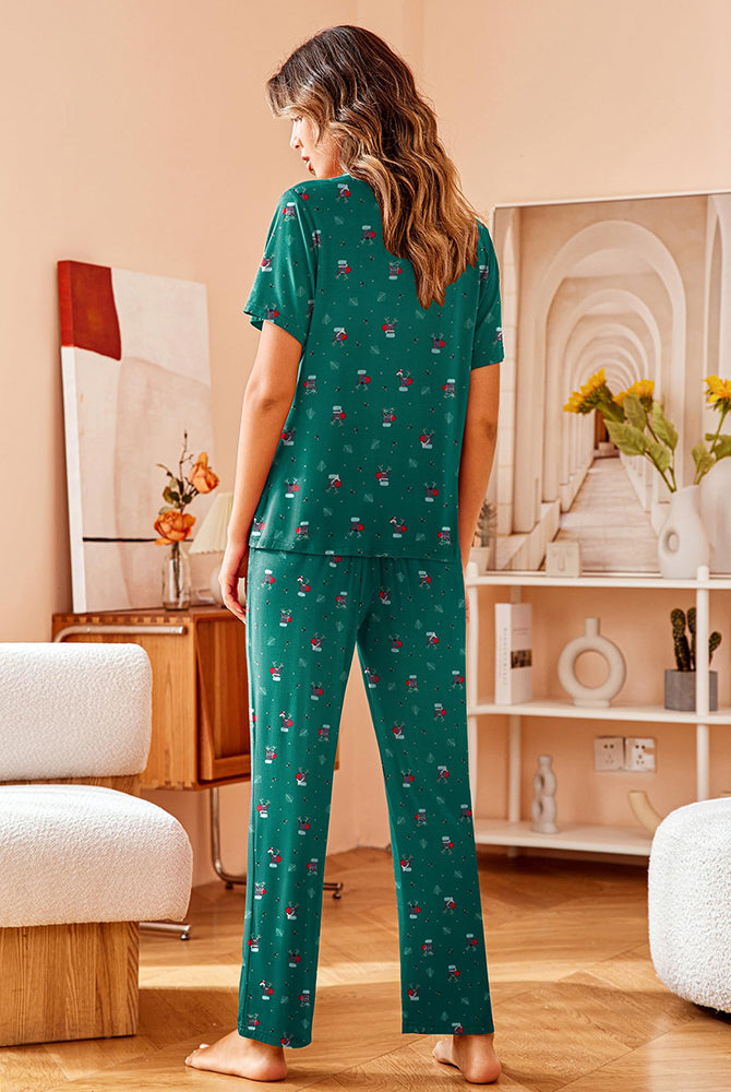Green Notch Collar Soft Pajamas Set with elk and snowflake pattern for women