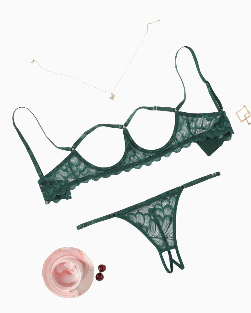 Green lace lingerie set by Avidlove, bra and panty with adjustable straps and delicate lace.