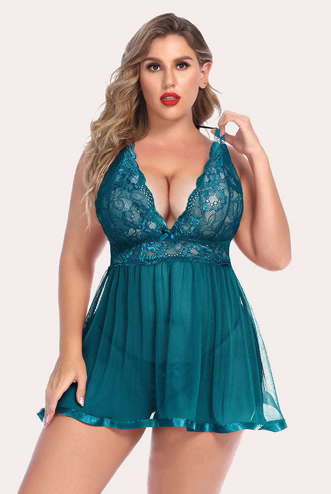 Plus size teal lace babydoll lingerie set with halter neck and sheer skirt. Perfect lingerie.