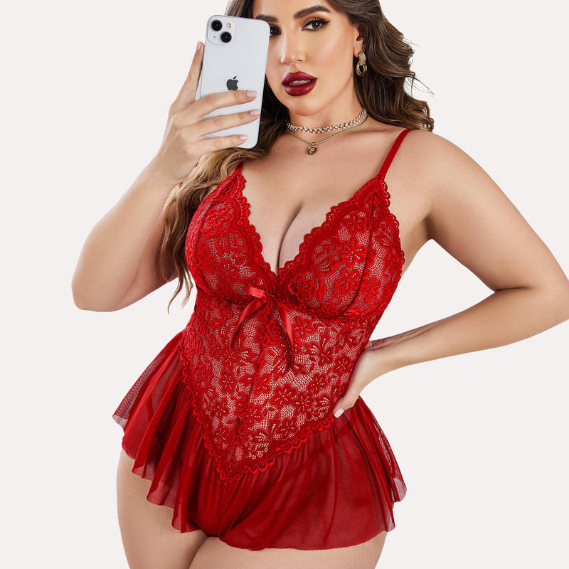 Plus size red lace teddy bodysuit, adjustable straps, selfie. Sexy lingerie for women.