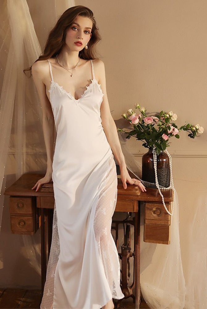 White satin lace nightdress with adjustable straps, ideal for relaxing evenings, Avidlove
