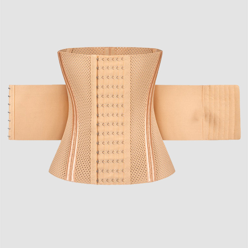 Langes Nachthemd aus Eisseide mit hohem Schlitz