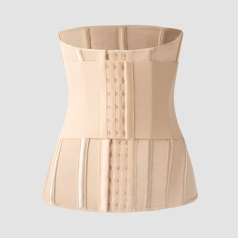 Langes Nachthemd aus Eisseide mit hohem Schlitz