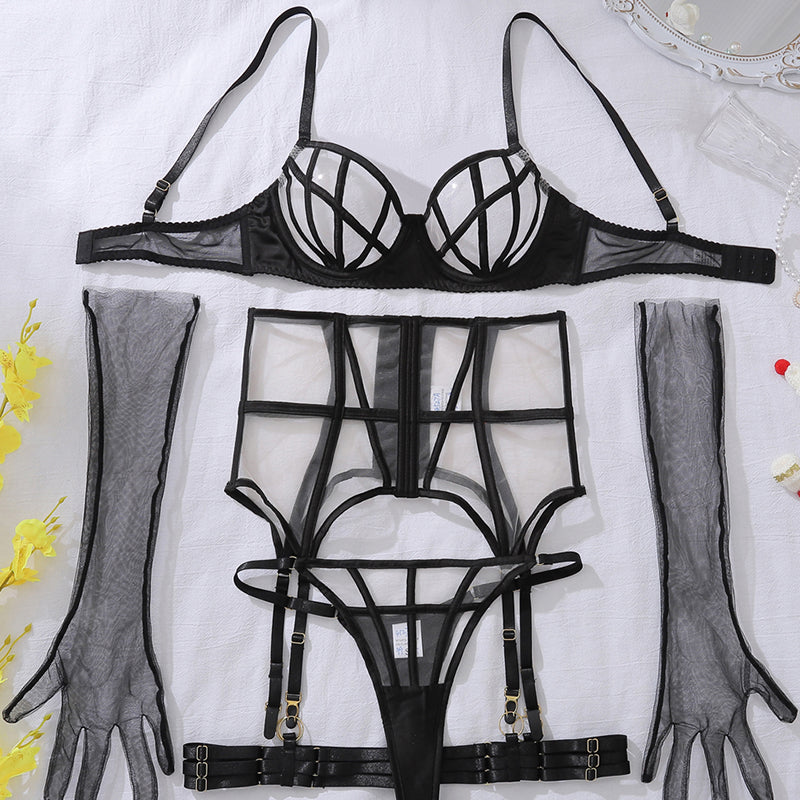 Transparente Korsett-Sets mit Herzstickerei