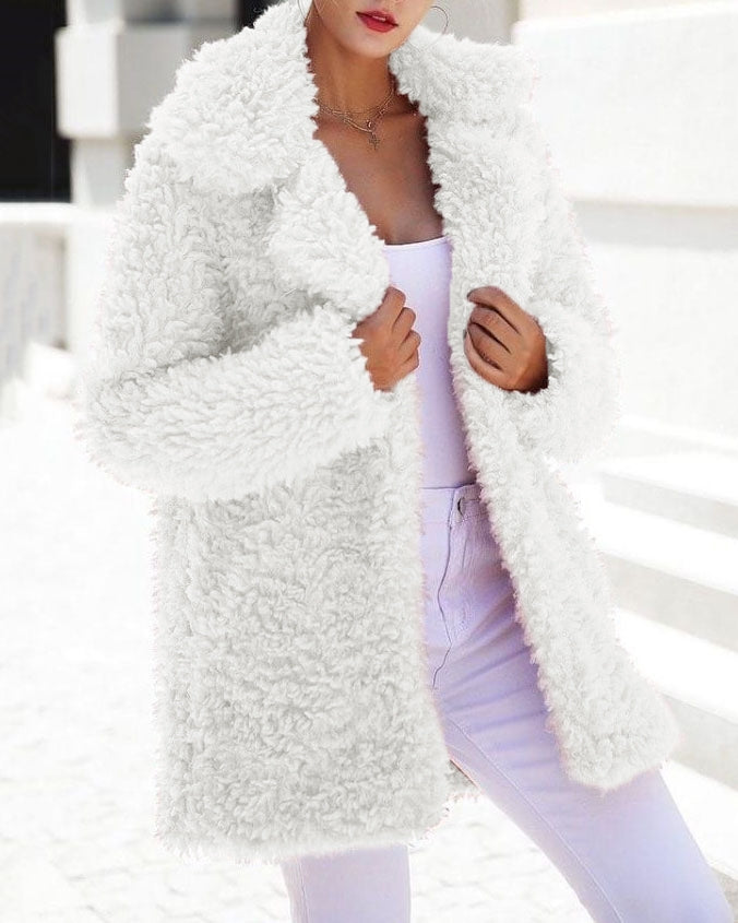 White oversized fleece teddy jacket for women, plush material, casual style, perfect for daily wear