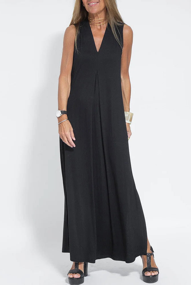 Black maxi dress, sleeveless, V-neck. Ideal for leisure and vacation. Made of Polyester and Spandex.
