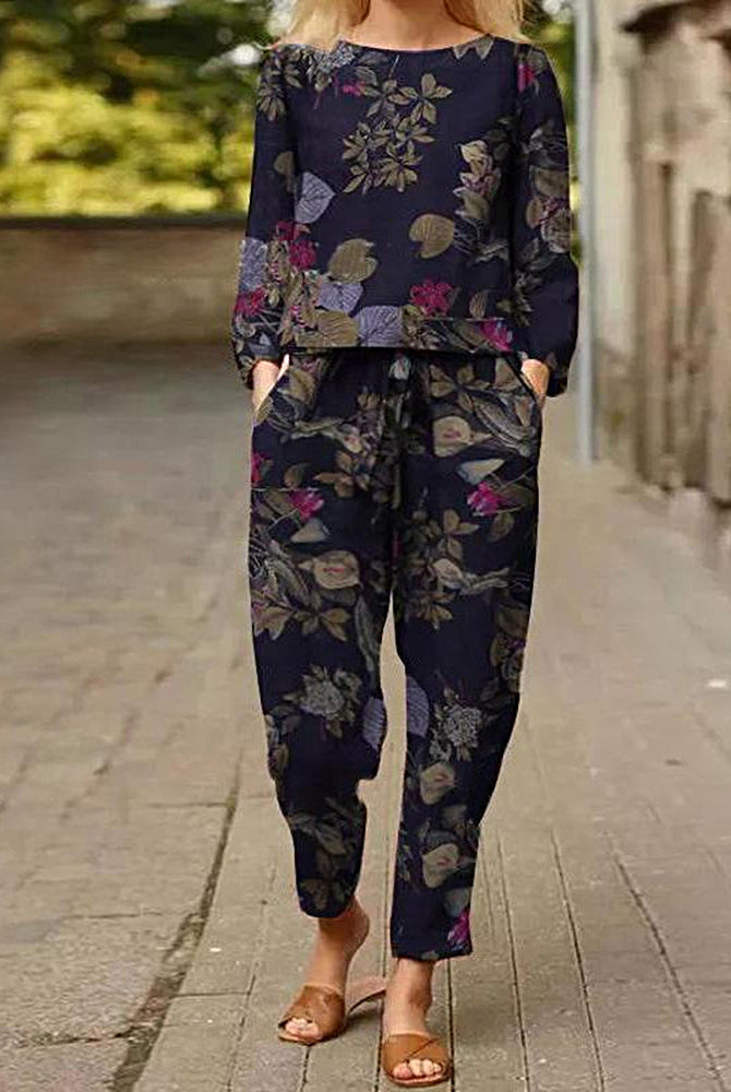 Navy floral print two-piece tracksuit. Casual style, perfect for leisure and daily wear.