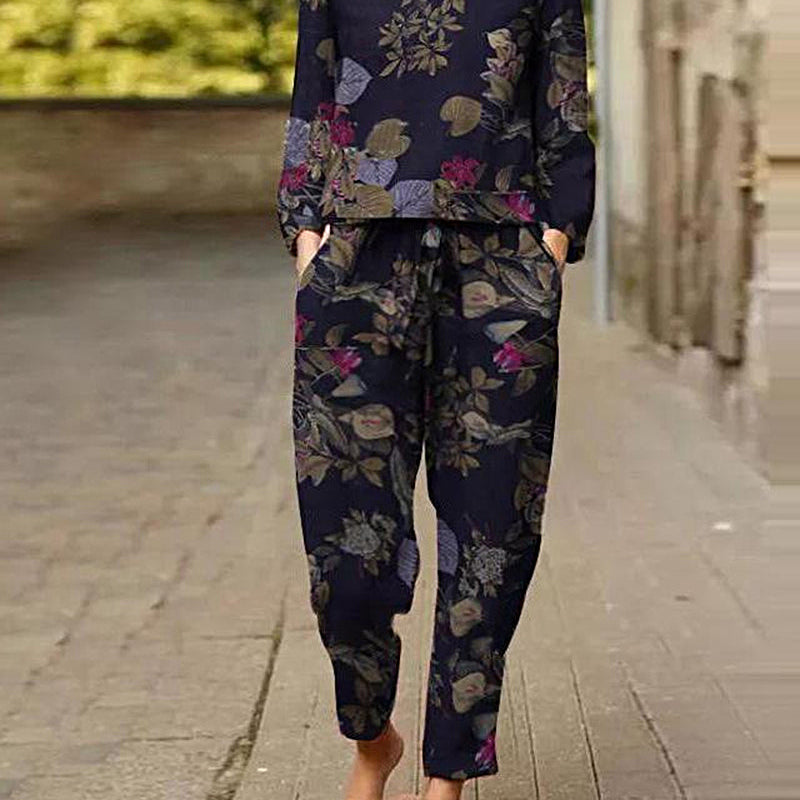 Navy floral print two-piece tracksuit. Casual style, perfect for leisure and daily wear.