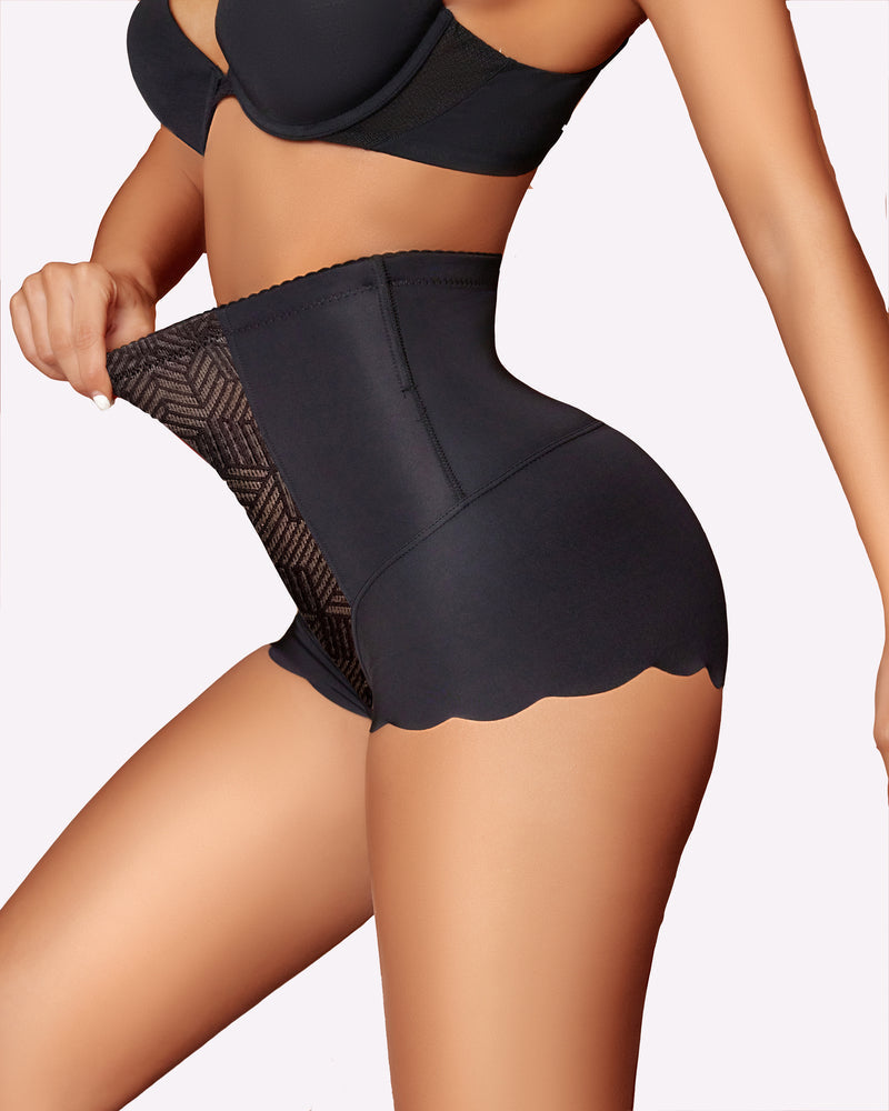 Black, high-waisted tummy control shapewear with scalloped edge and slimming, seamless design.