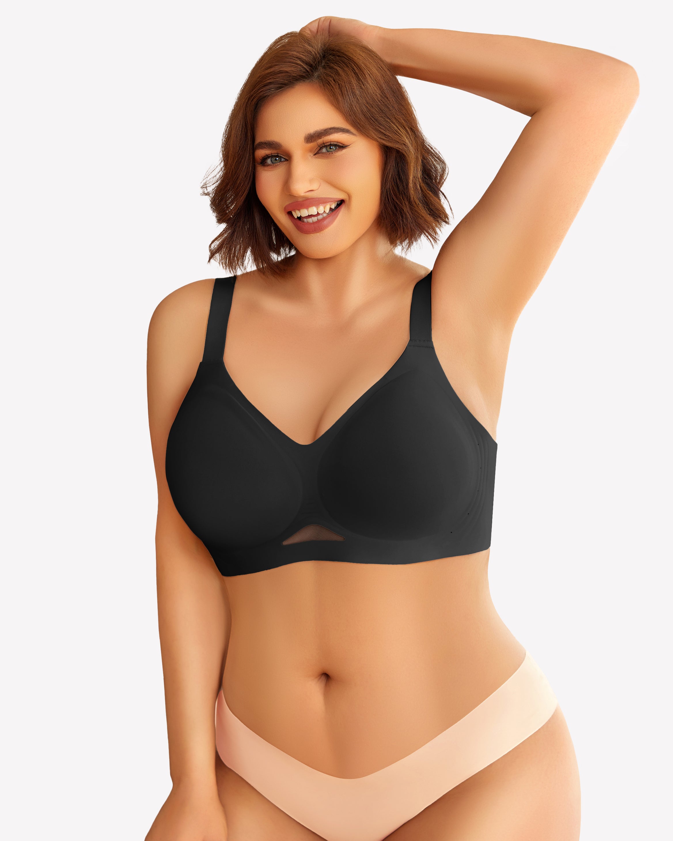 Woman in black wireless push-up bra, showcasing design and fit. Perfect for everyday wear.