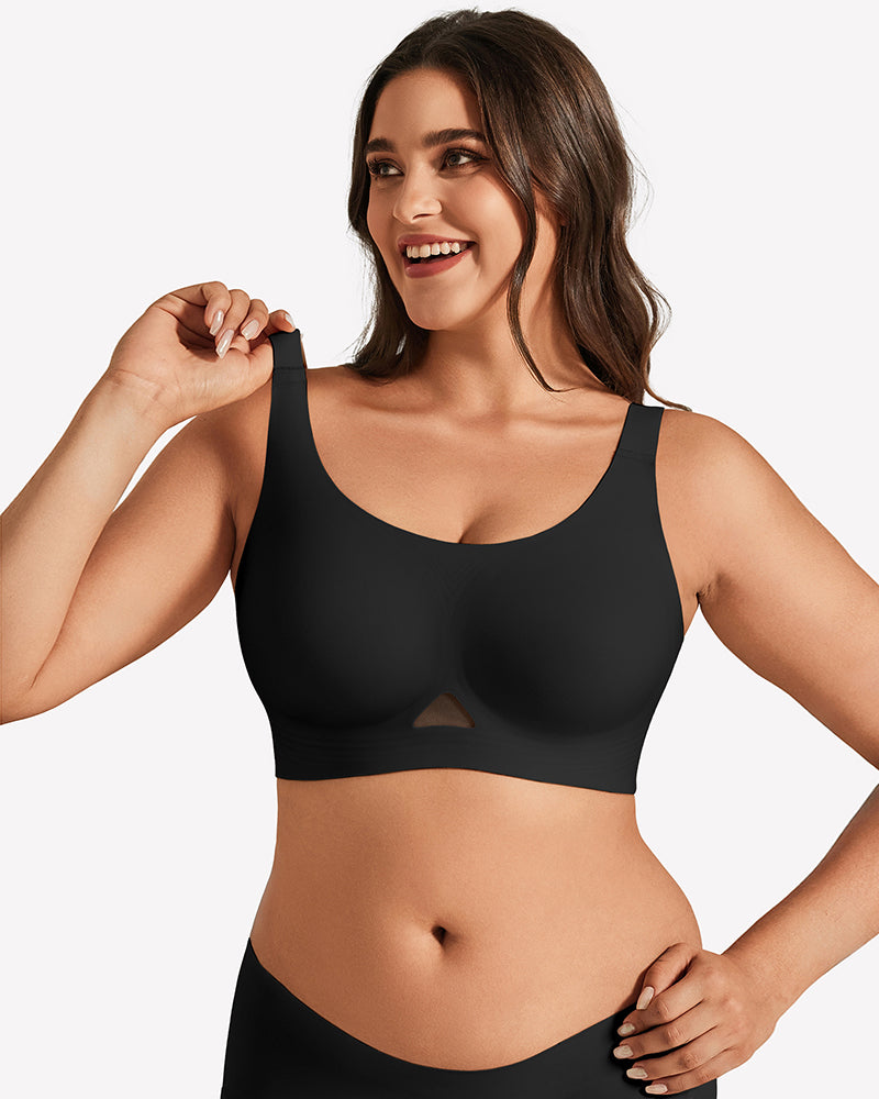 Black wireless padded bralette with U-neck and seamless wide underband