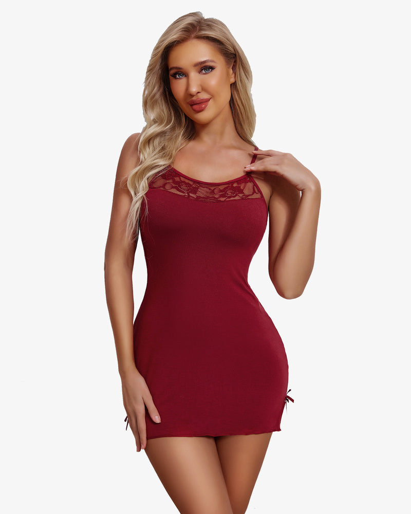 Burgundy chemise dress with lace, adjustable straps, and bow. Sensual and elegant lingerie.