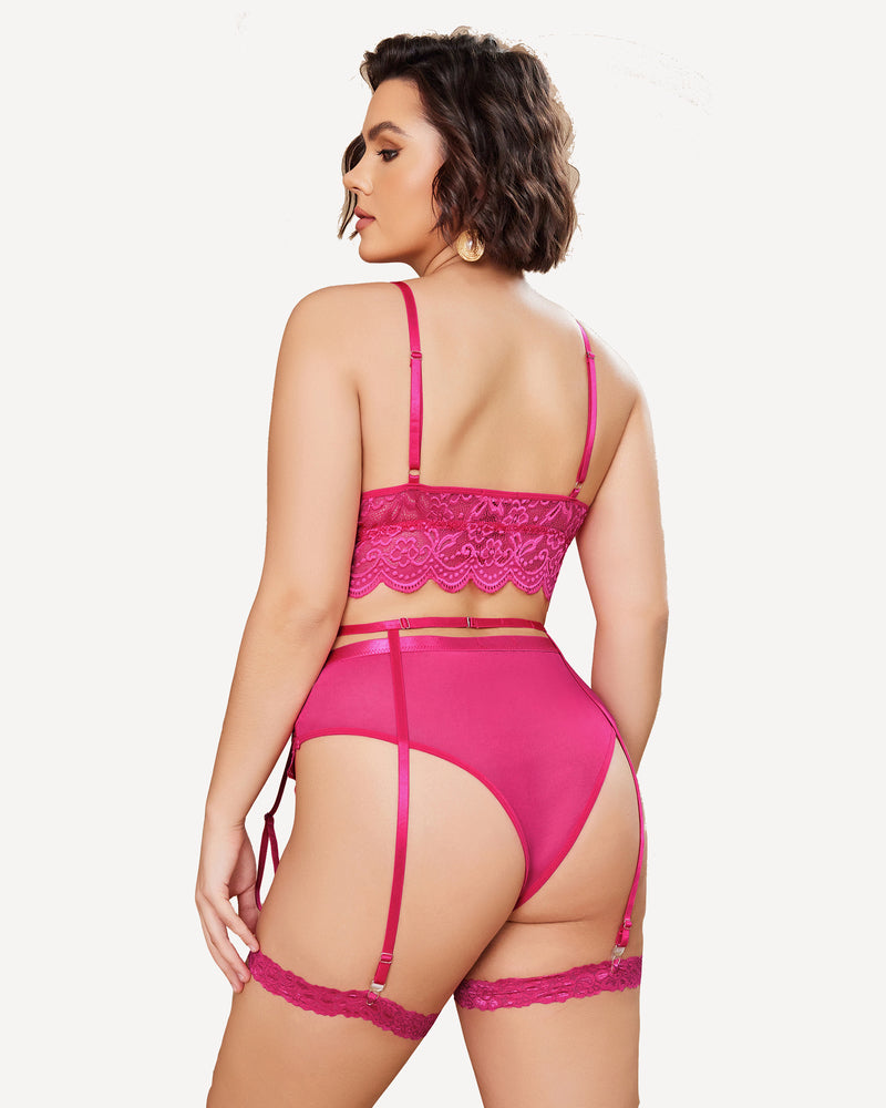 Plus size hot pink lace lingerie set from Avidlove with garter belt. Sexy lingerie