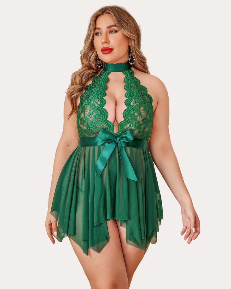 Plus size emerald babydoll, lace halter, satin bow, sheer skirt. Elegant lingerie.