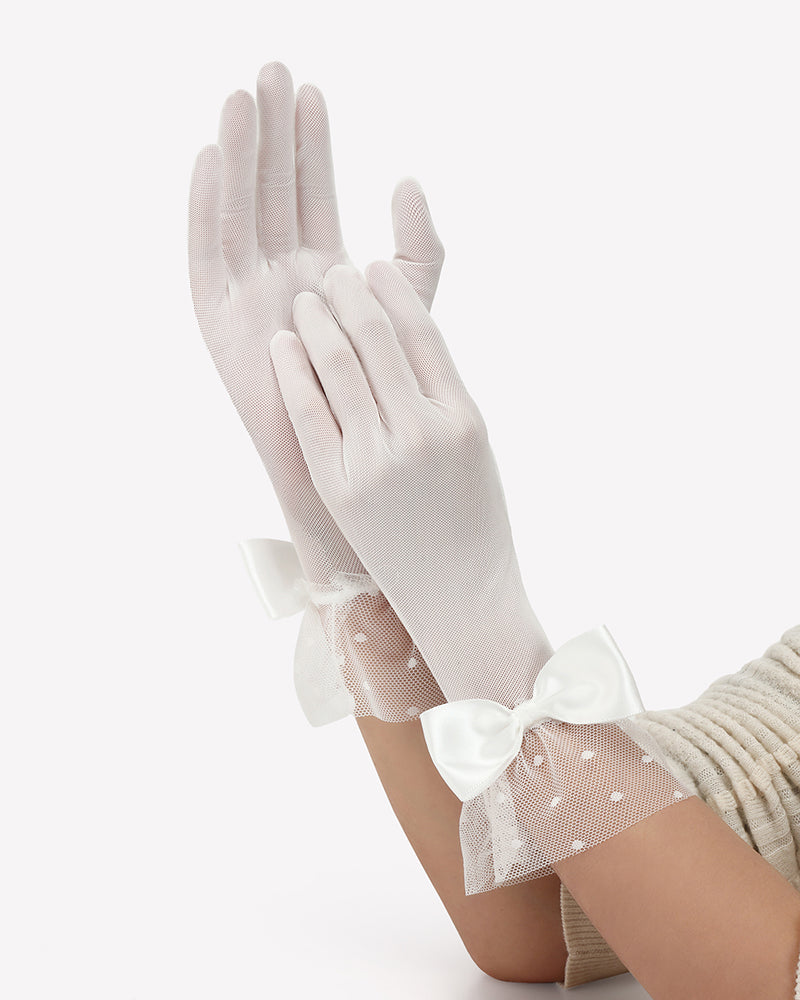 White mesh short gloves with bow ribbon cuff and polka-dot mesh panel detail