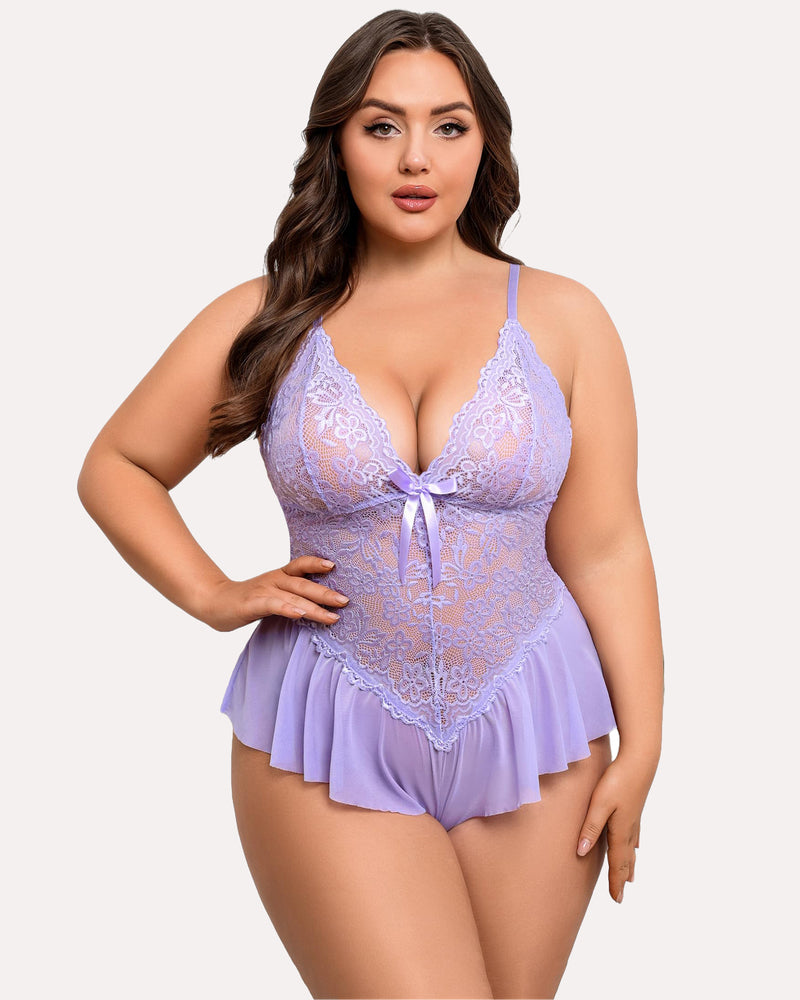 Plus size lavender lace teddy bodysuit with adjustable straps. Sexy lingerie for women.