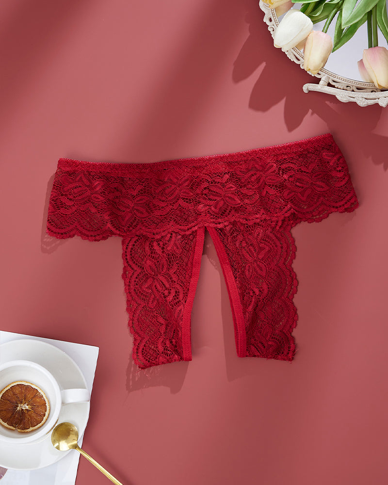 Red lace open crotch panties, mid-rise briefs, romantic and sexy lingerie, perfect for plus size